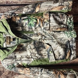 Lincoln Outfitters women's medium Realtree camo hooded puffer jacket w/zipper